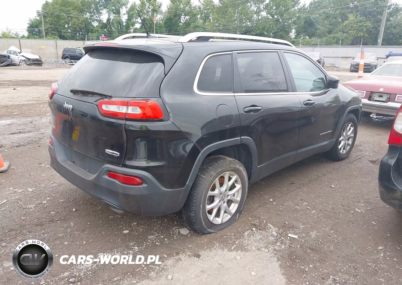 2014 Jeep Cherokee Latitude VIN:1C4PJMCS6EW244238 - 4