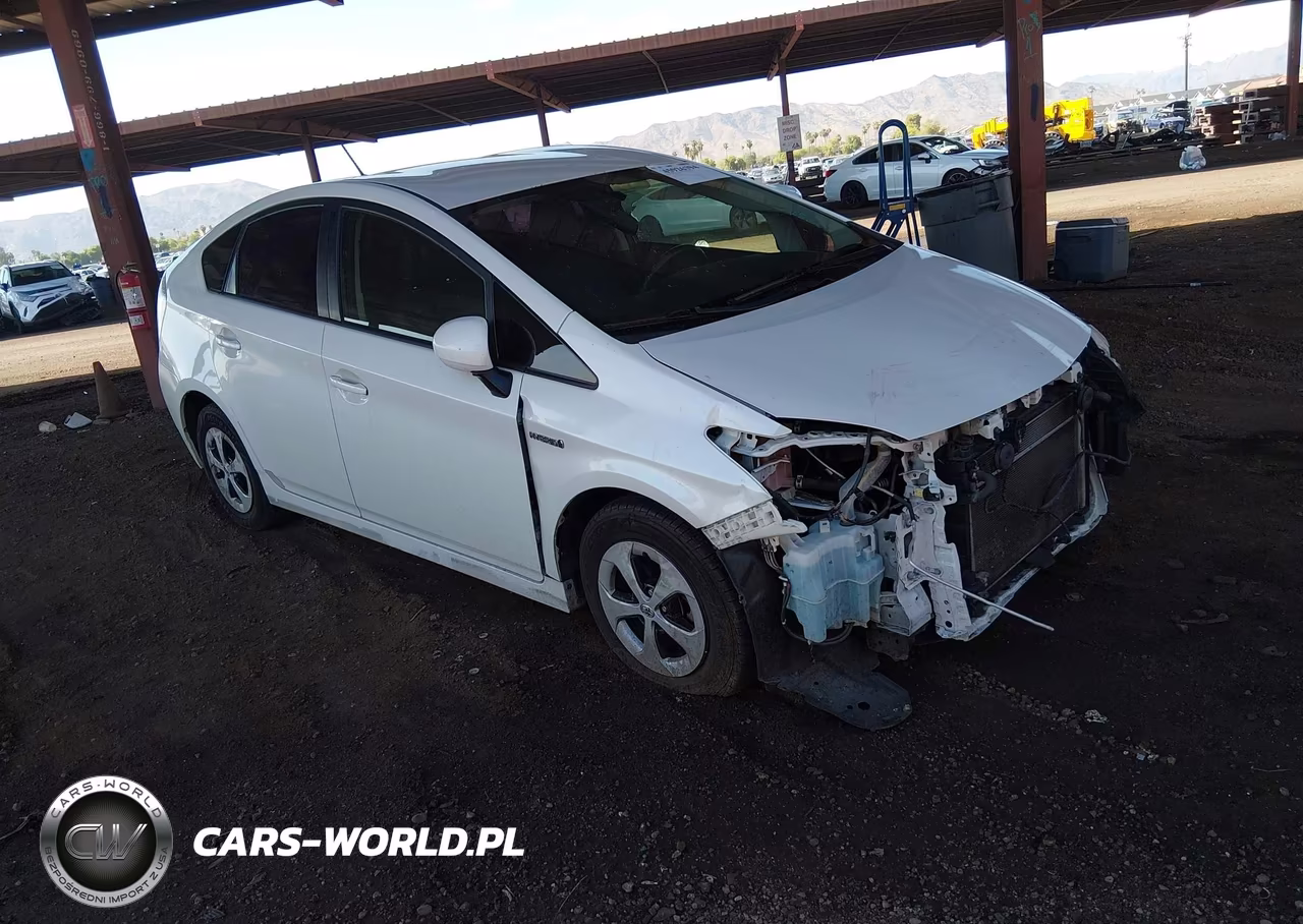 2015 Toyota Prius Three