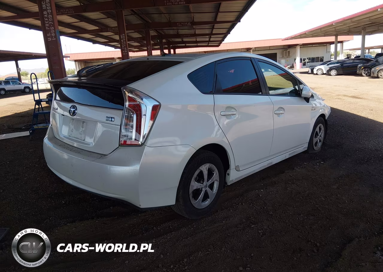 2015 Toyota Prius Three VIN:JTDKN3DU6F1908545 - 4