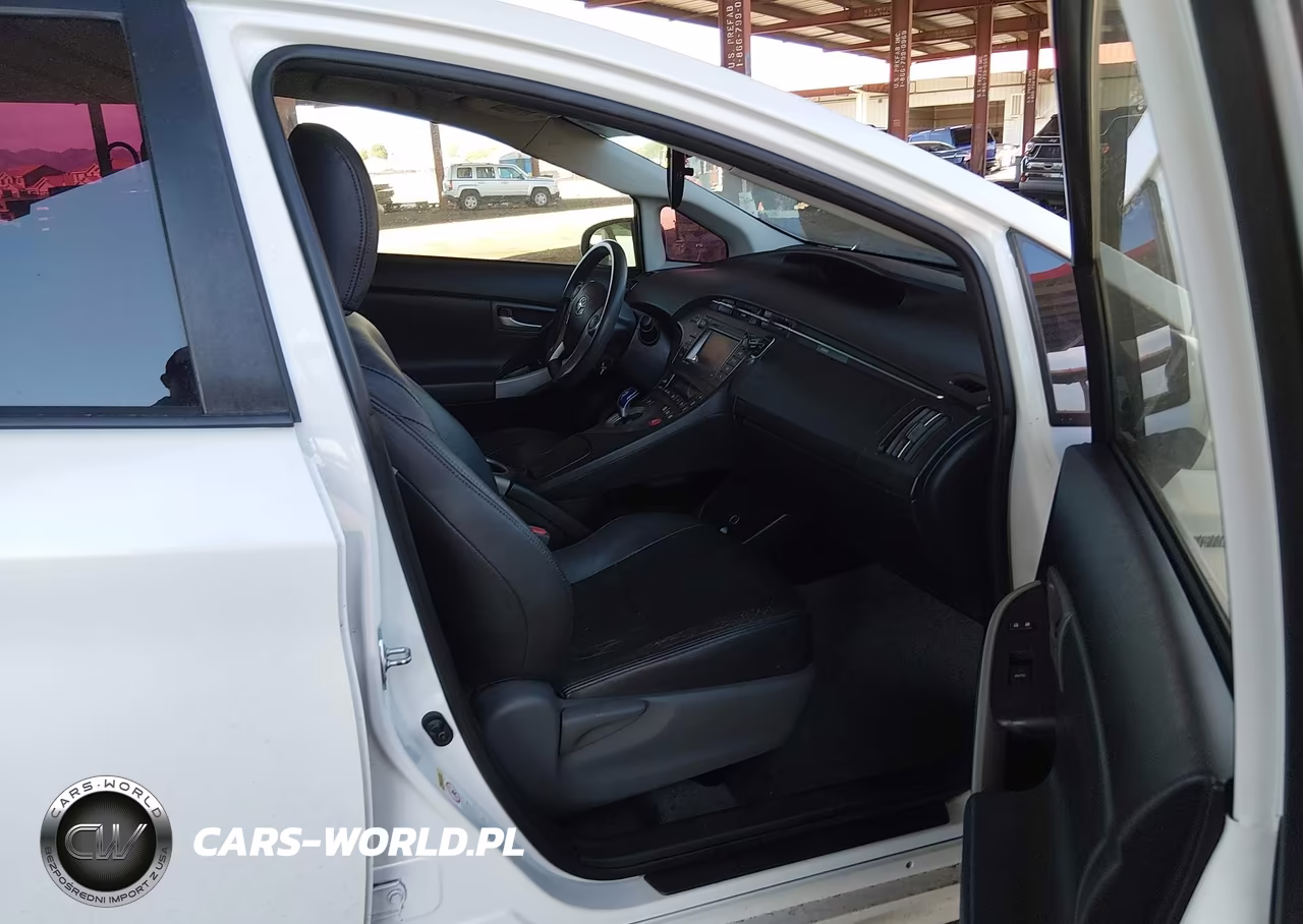2015 Toyota Prius Three VIN:JTDKN3DU6F1908545 - 5