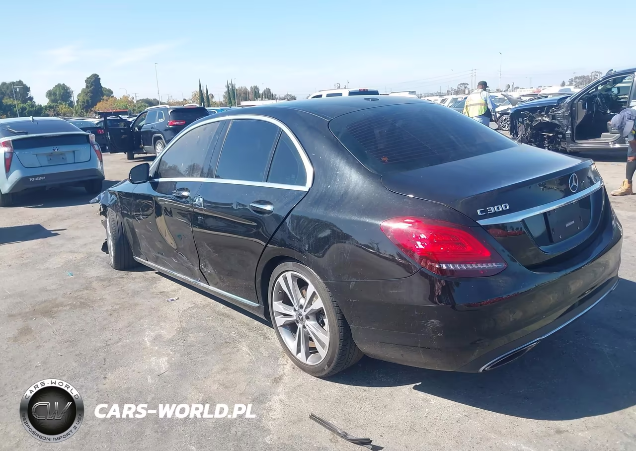 2019 Mercedes-Benz C 300 VIN:WDDWF8DB6KR516192 - 3