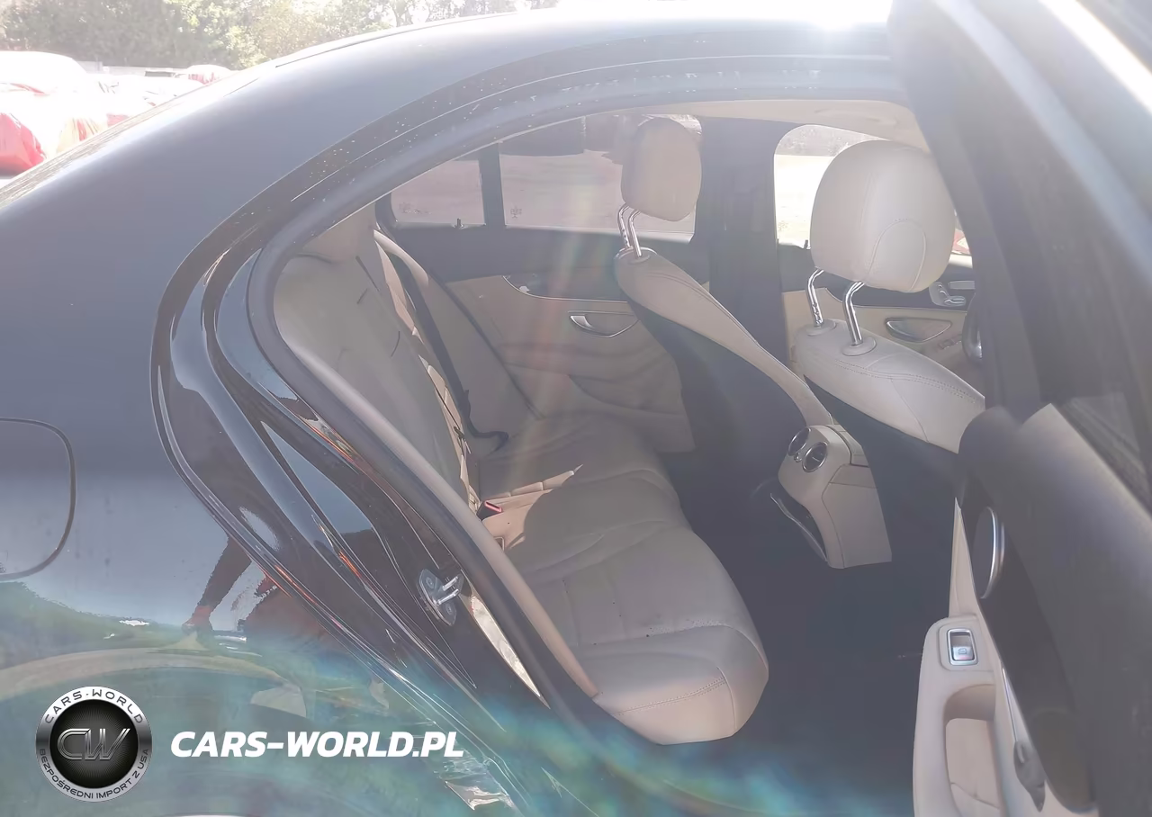 2019 Mercedes-Benz C 300 VIN:WDDWF8DB6KR516192 - 8