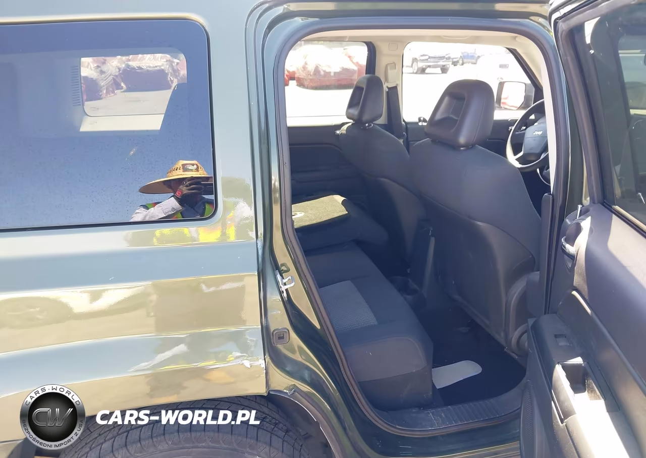 2009 Jeep Patriot Sport VIN:1J4FT28B29D250682 - 8