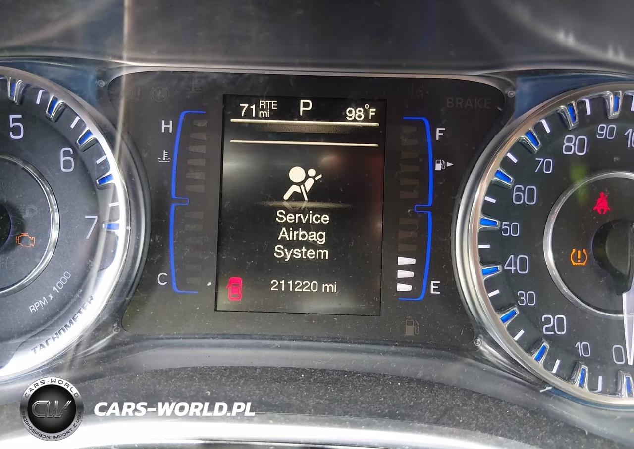 2016 Chrysler 200 Limited VIN:1C3CCCABXGN150298 - 7