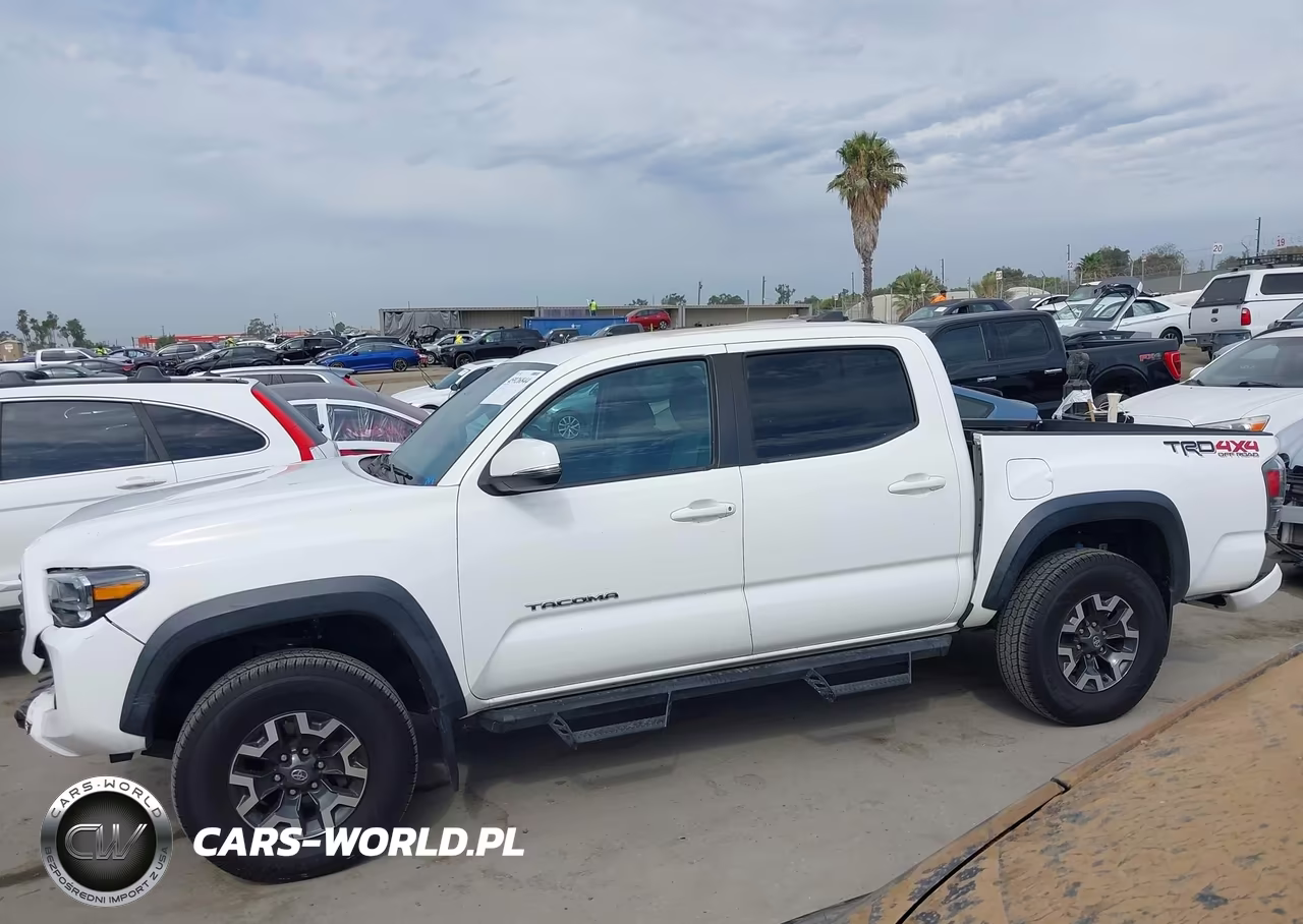 2022 Toyota Tacoma Trd Off Road VIN:3TMCZ5AN1NM456989 - 14