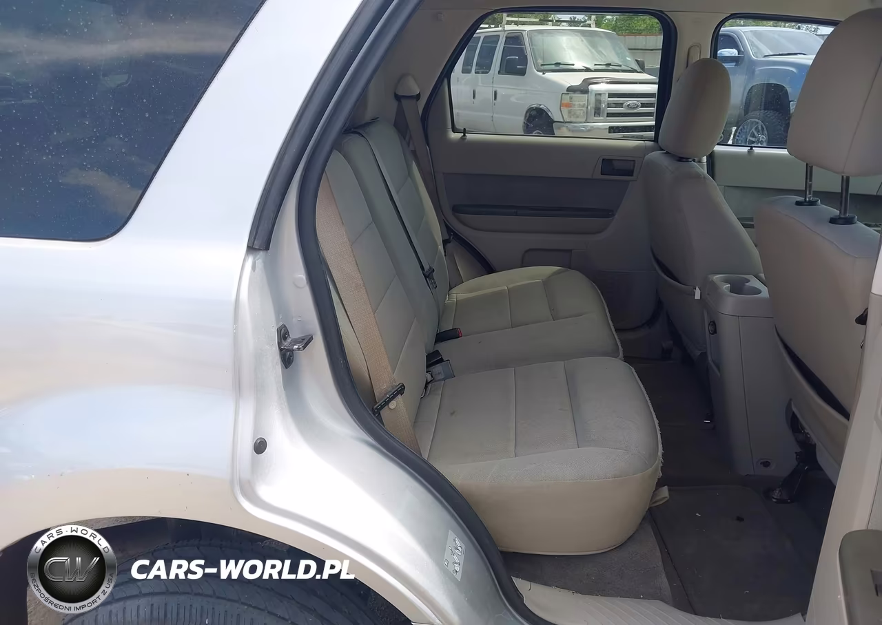 2010 Ford Escape Xlt VIN:1FMCU0D77AKD08132 - 8