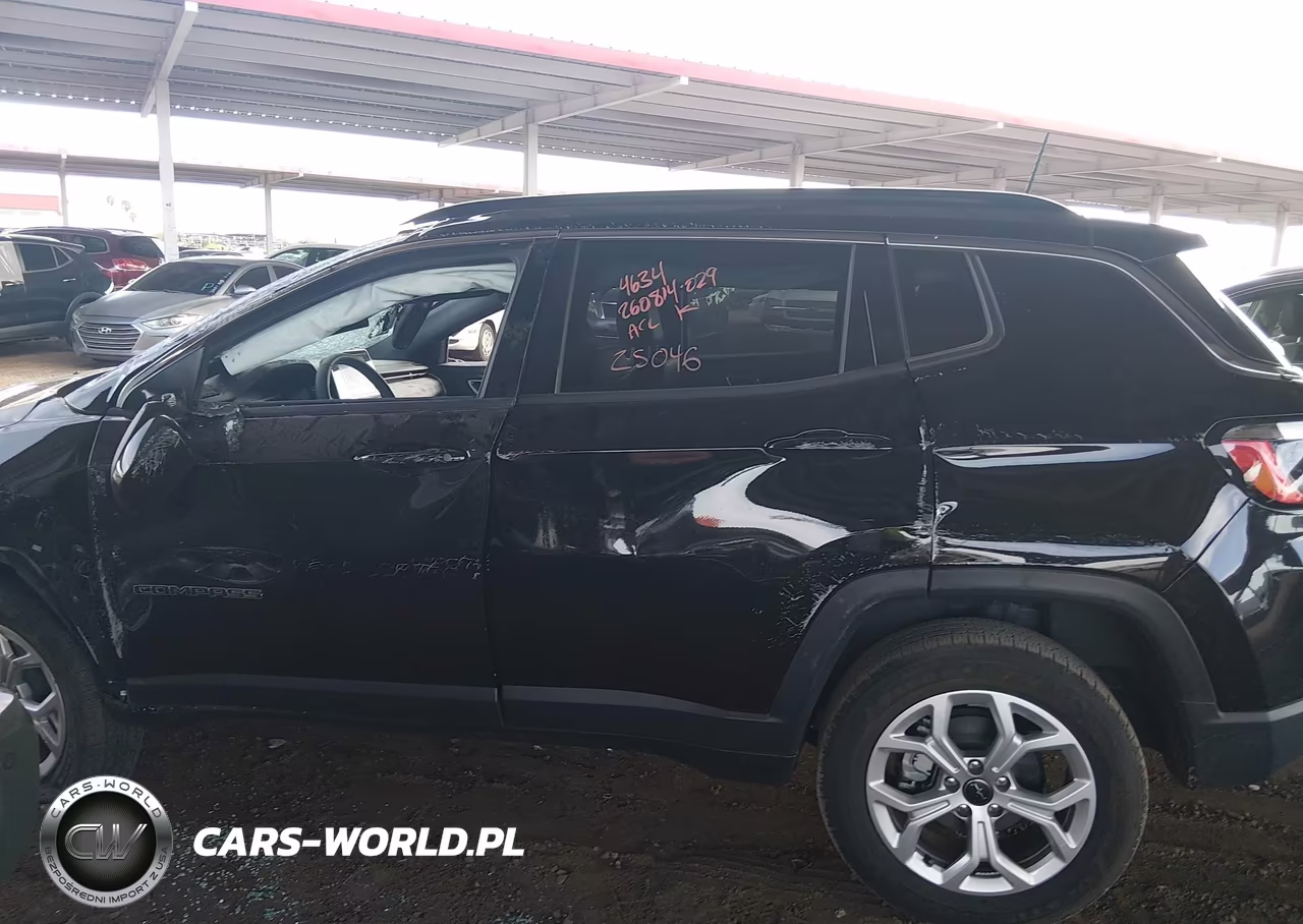 2025 Jeep Compass Latitude 4X4 VIN:3C4NJDBN1ST534634 - 14