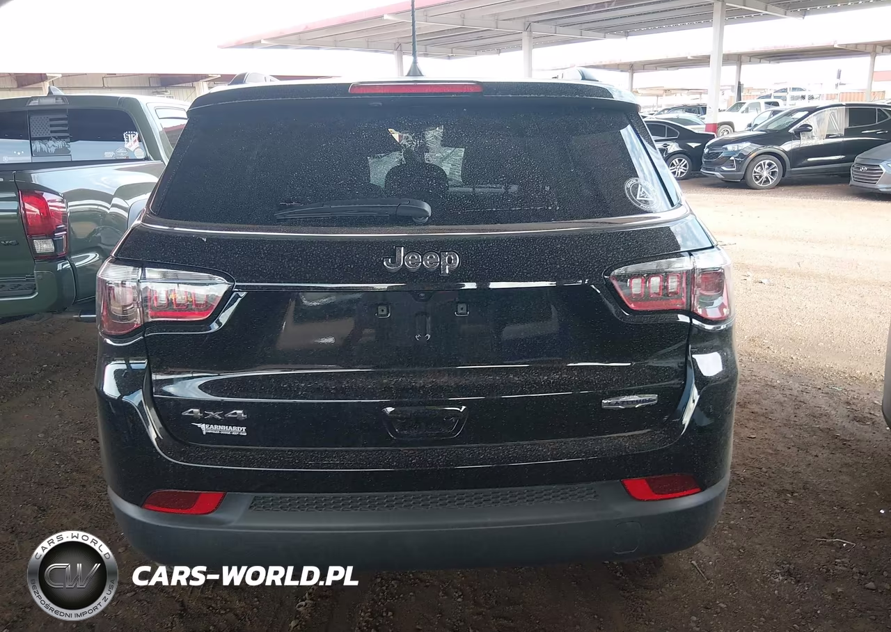2025 Jeep Compass Latitude 4X4 VIN:3C4NJDBN1ST534634 - 16