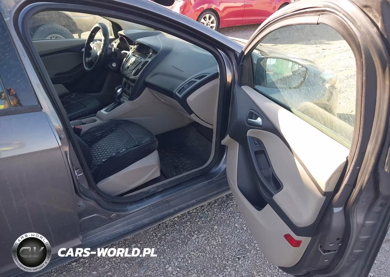 2013 Ford Focus Se VIN:1FADP3K28DL223006 - 5