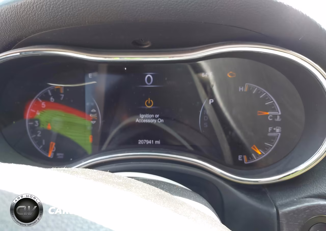 2015 Jeep Grand Cherokee Laredo VIN:1C4RJFAG0FC889182 - 7