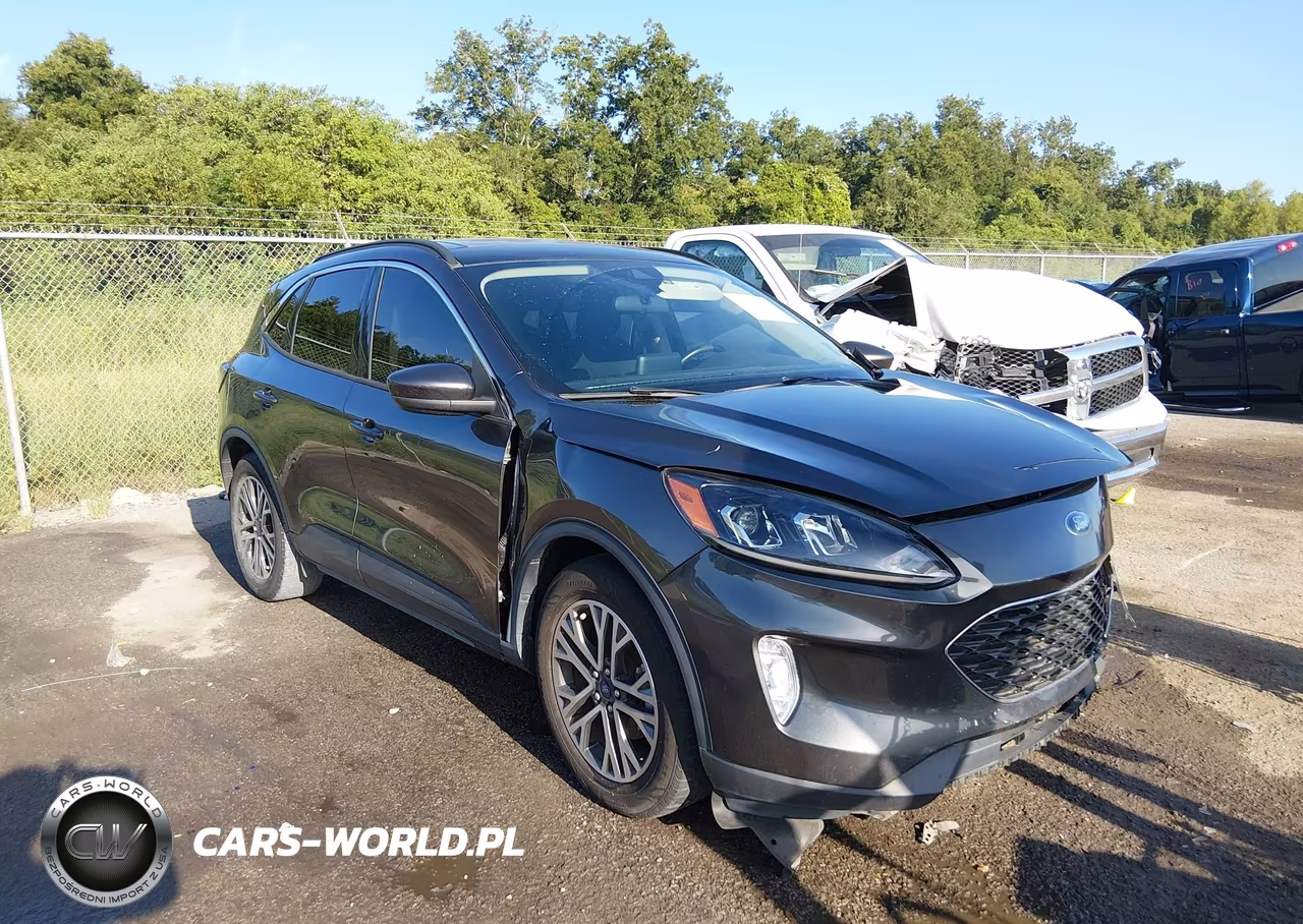 2020 Ford Escape Sel