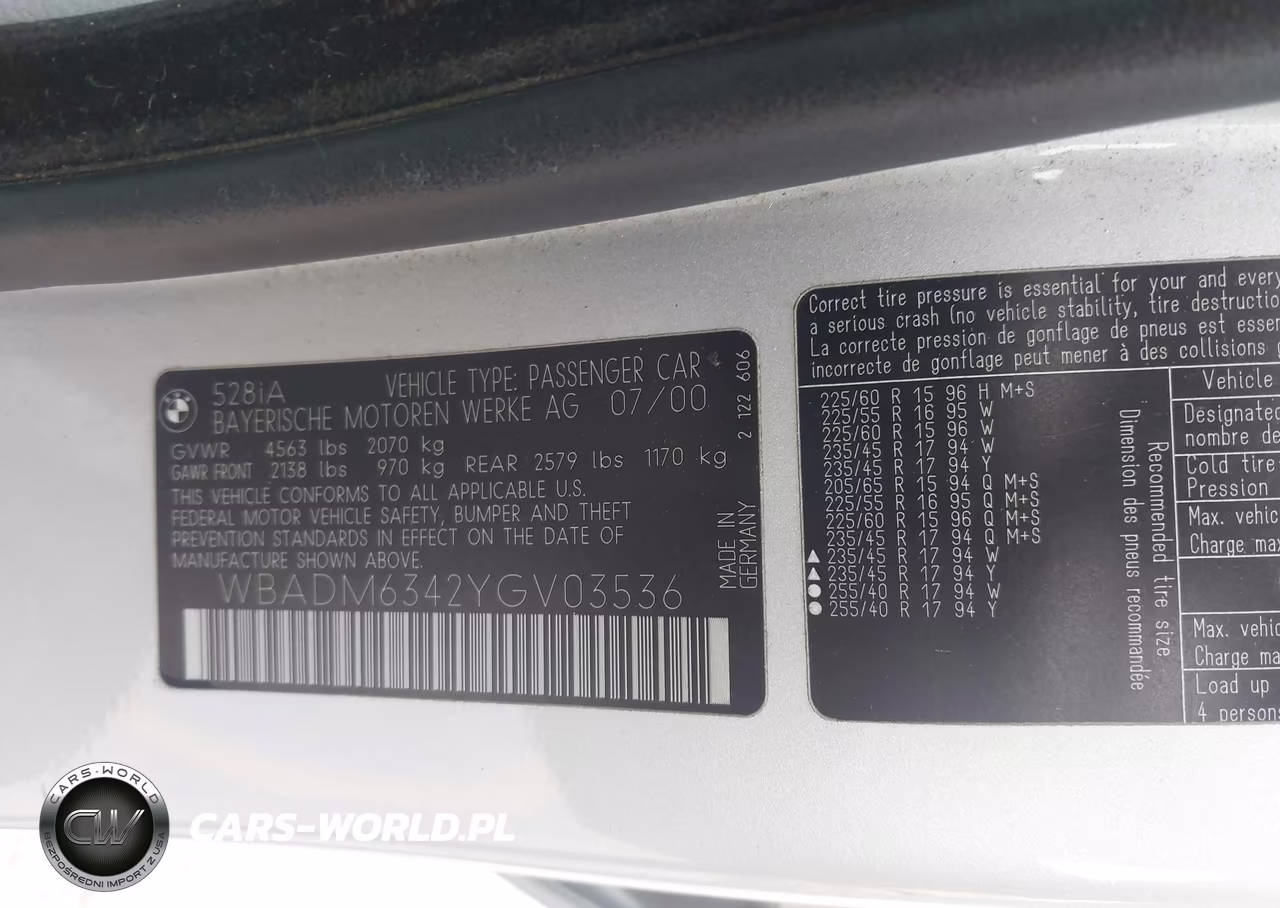 2000 BMW 528Ia VIN:WBADM6342YGV03536 - 9