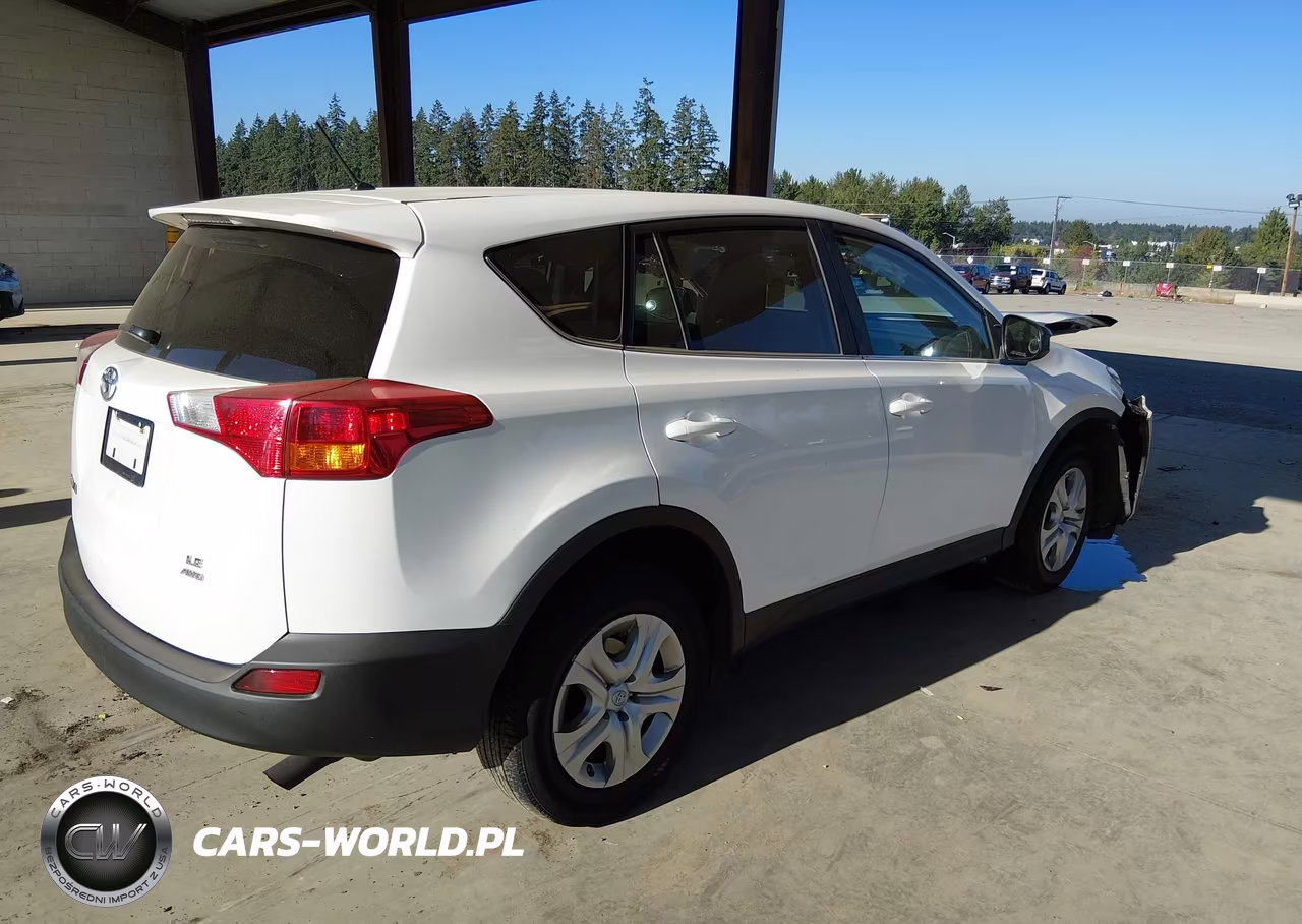 2015 Toyota Rav4 Le VIN:2T3BFREV2FW294537 - 4