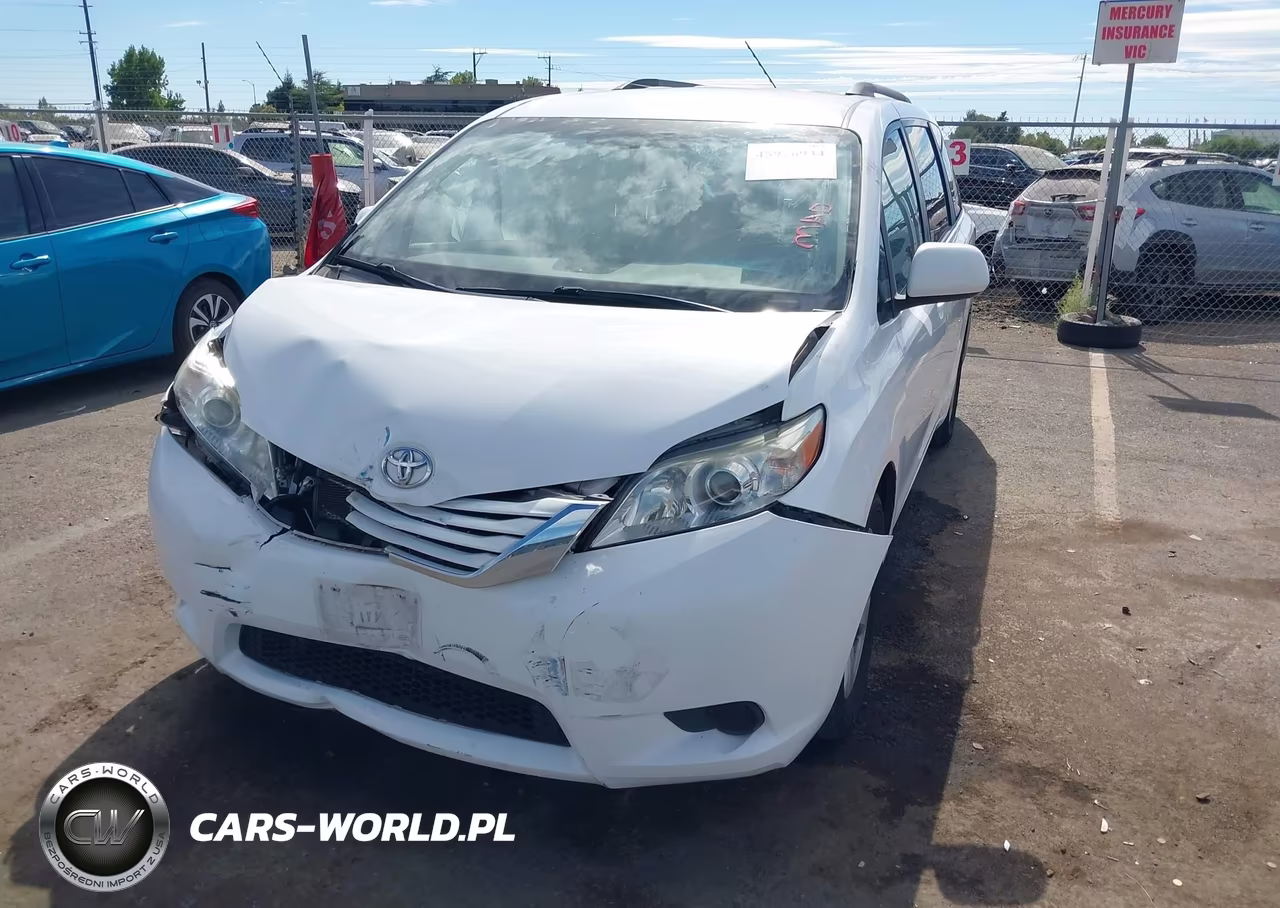 2016 Toyota Sienna Le 8 Passenger VIN:5TDKK3DC4GS712320 - 2