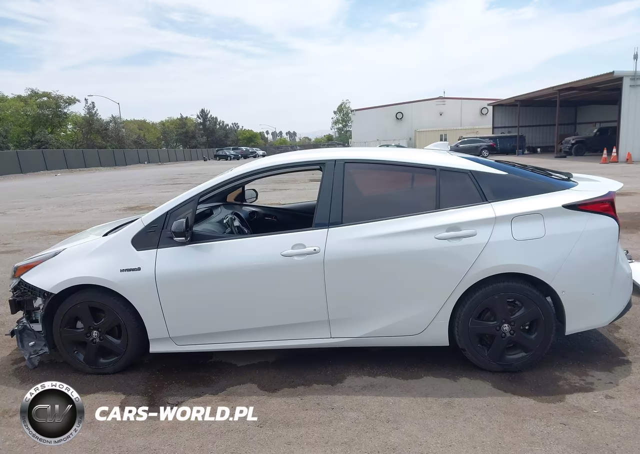2021 Toyota Prius 2020 Edition VIN:JTDKAMFU1M3128016 - 15