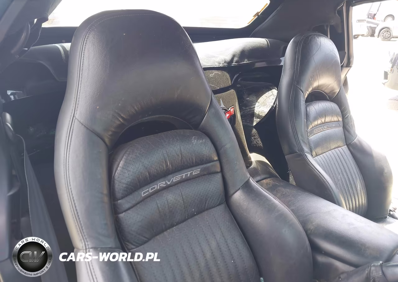 2000 Chevrolet Corvette VIN:1G1YY32G3Y5116856 - 8