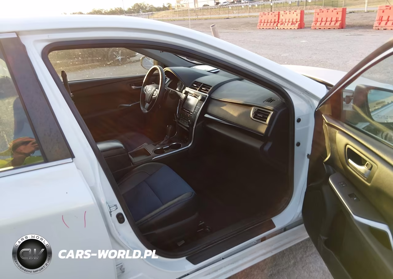 2016 Toyota Camry Se VIN:4T1BF1FK7GU193512 - 5