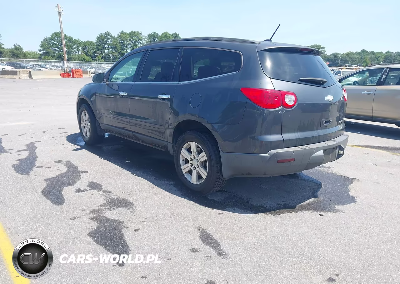 2010 Chevrolet Traverse Lt VIN:1GNLRFED6AS140388 - 3