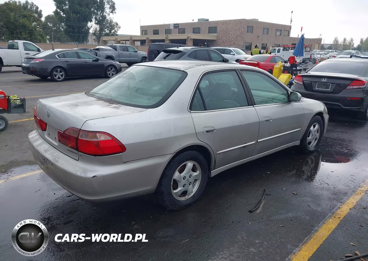 1998 Honda Accord Ex VIN:1HGCG5558WA138772 - 4