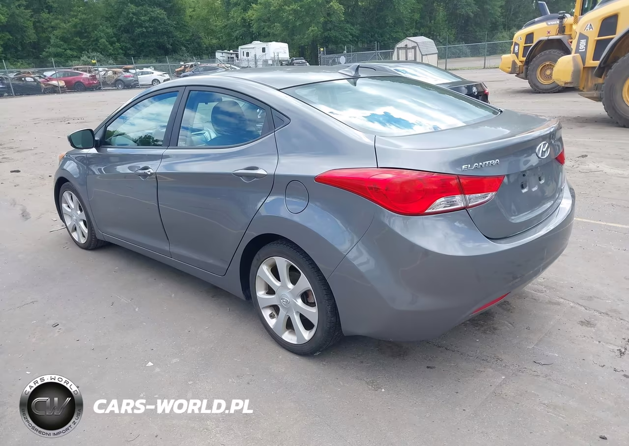 2013 Hyundai Elantra Limited VIN:5NPDH4AE9DH454400 - 3