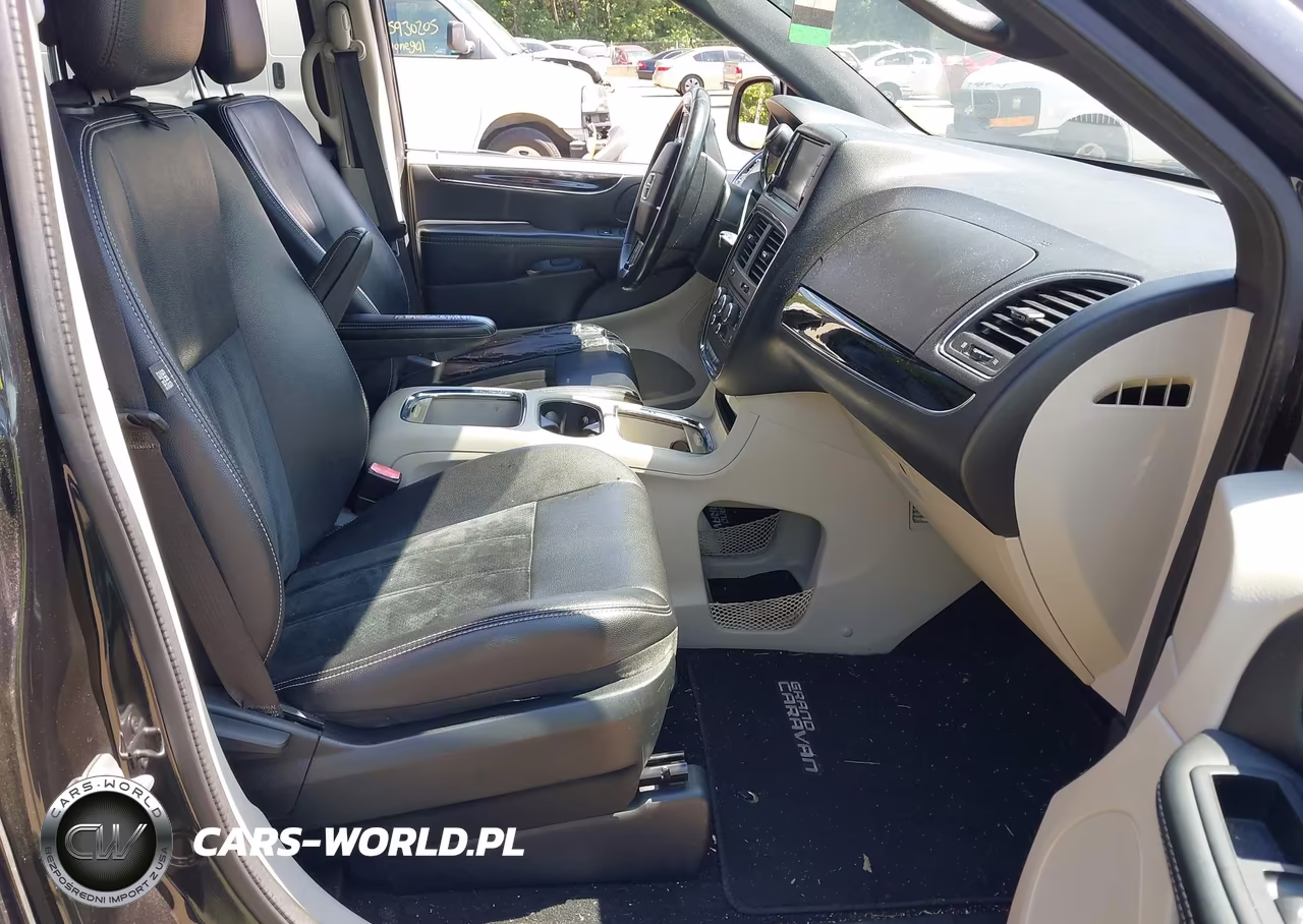 2017 Dodge Grand Caravan Sxt VIN:2C4RDGCG0HR853075 - 5