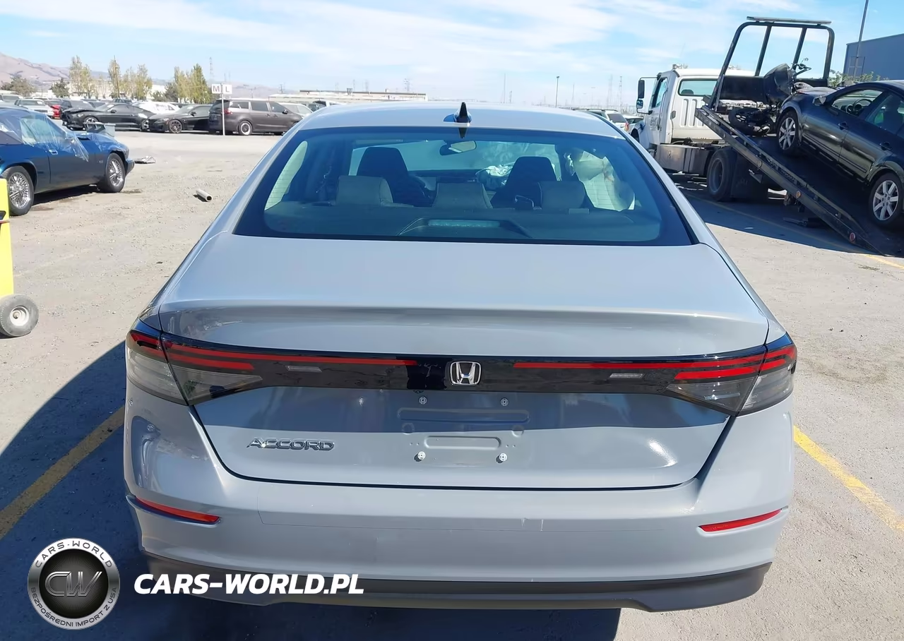 2025 Honda Accord Se VIN:1HGCY1F48SA069958 - 17