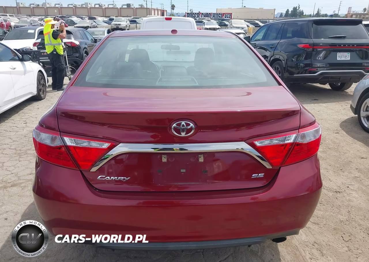 2017 Toyota Camry Se VIN:4T1BF1FK2HU729767 - 16
