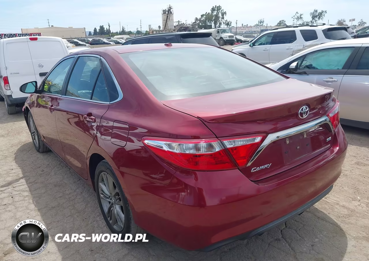 2017 Toyota Camry Se VIN:4T1BF1FK2HU729767 - 3