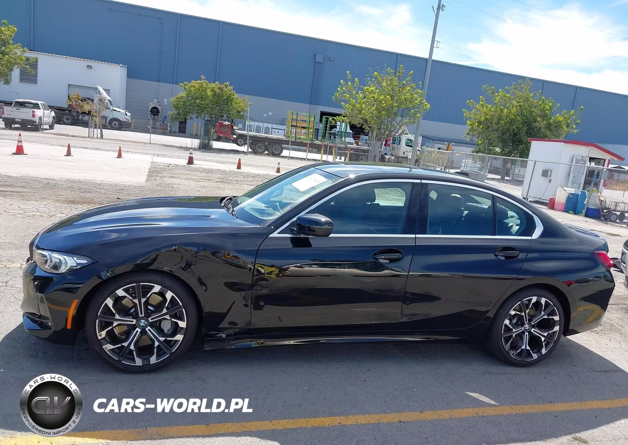 2025 BMW 330I xDrive VIN:3MW89CW00S8F42268 - 14