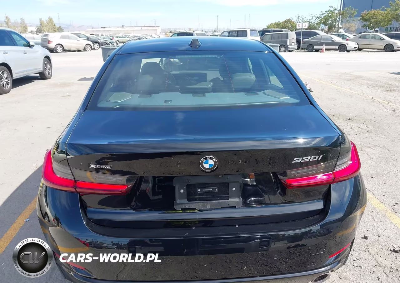 2025 BMW 330I xDrive VIN:3MW89CW00S8F42268 - 16