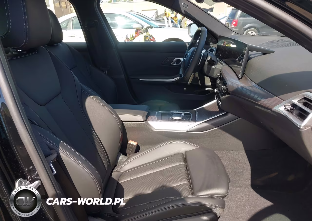 2025 BMW 330I xDrive VIN:3MW89CW00S8F42268 - 5