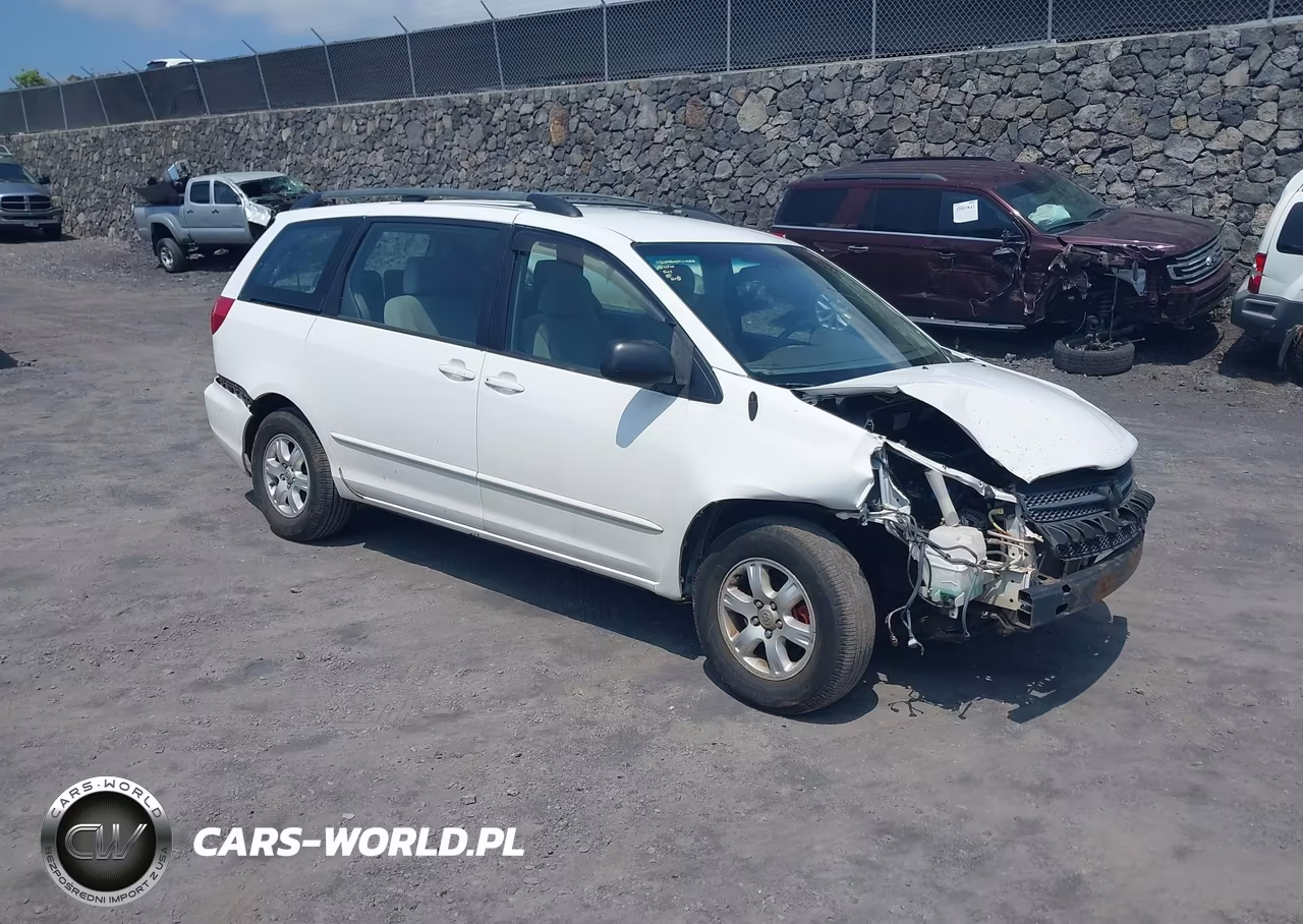 2004 Toyota Sienna Le