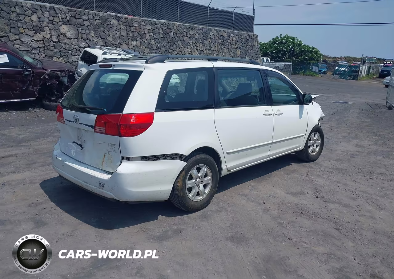 2004 Toyota Sienna Le VIN:5TDZA23C54S072613 - 4