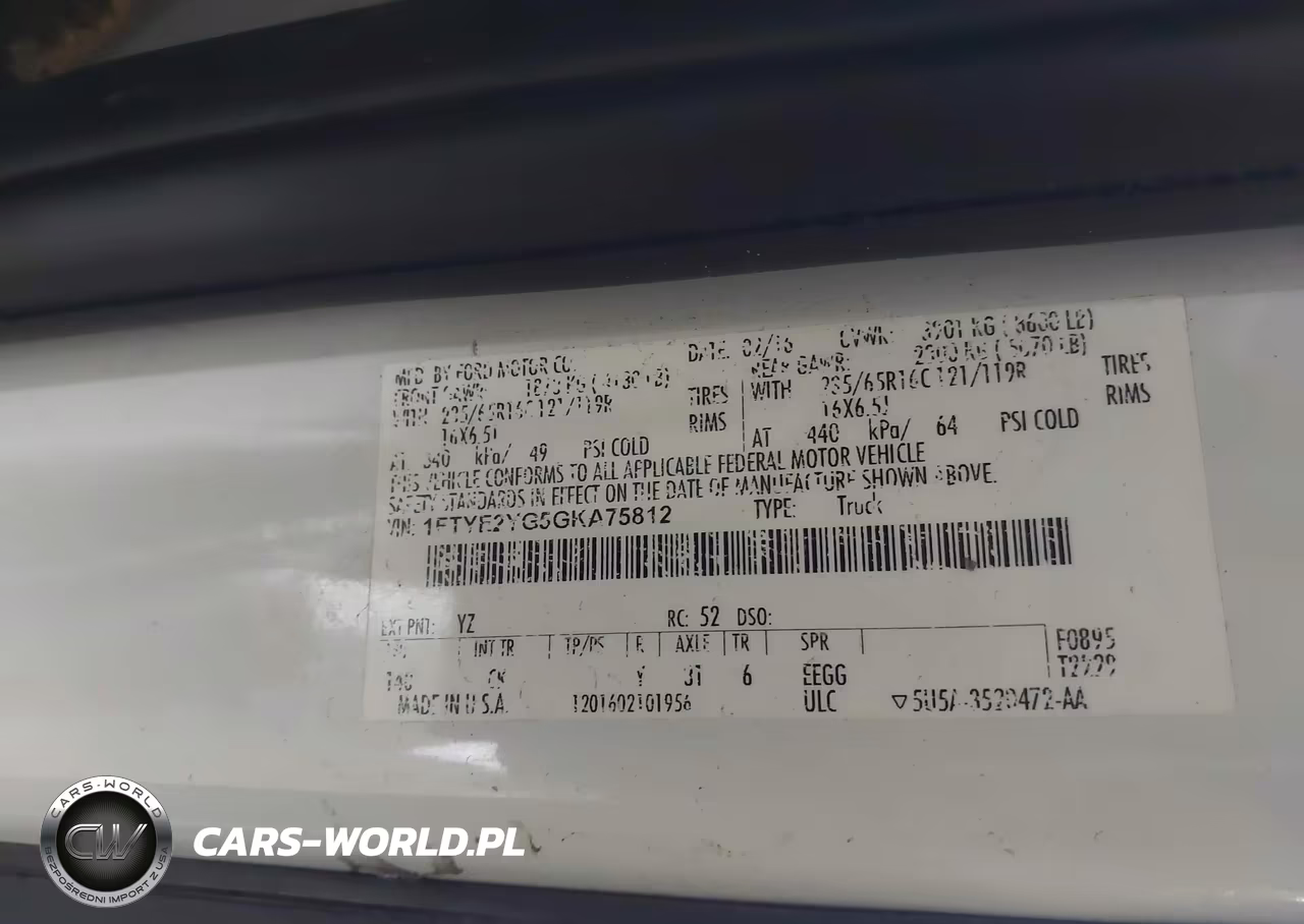 2016 Ford Transit-150 VIN:1FTYE2YG5GKA75812 - 9