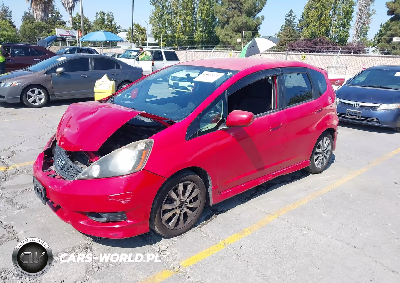 2013 Honda Fit Sport VIN:JHMGE8H5XDC043326 - 2