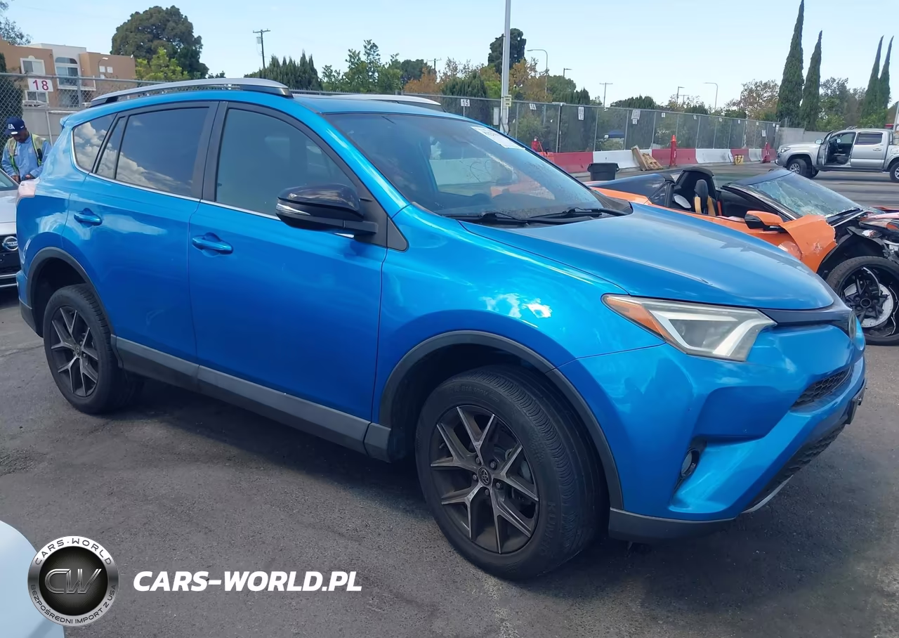 2017 Toyota Rav4 Se – zdjęcie 1 z 16