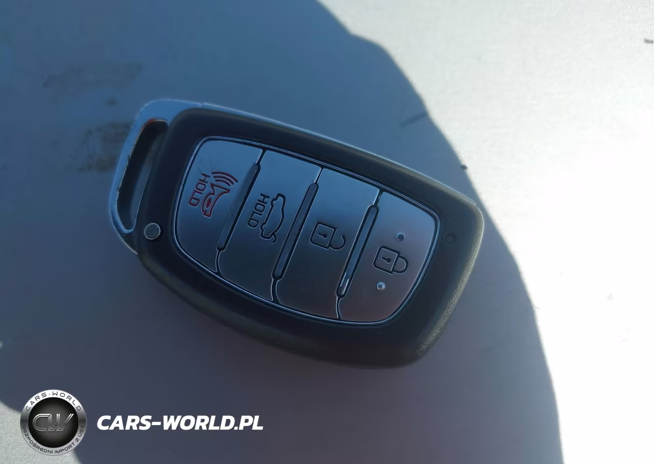 2018 Hyundai Elantra Sport VIN:KMHD04LB2JU587197 - 11