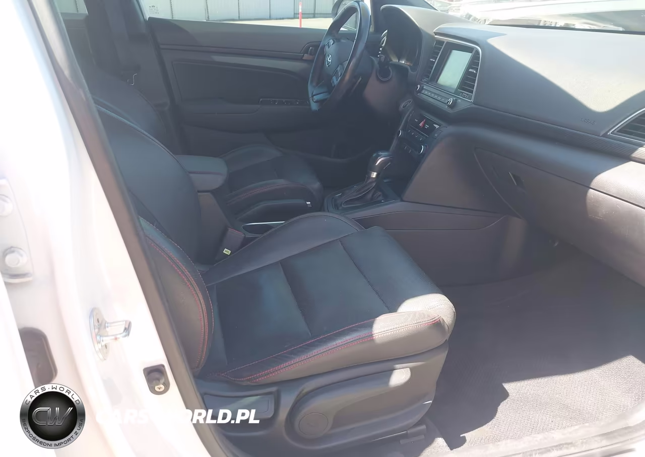 2018 Hyundai Elantra Sport VIN:KMHD04LB2JU587197 - 5