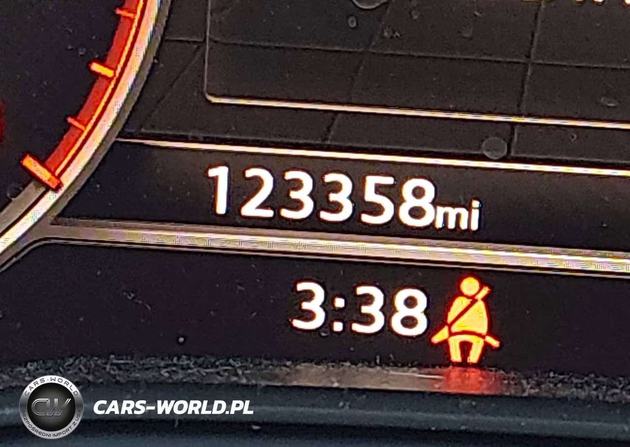 2018 Audi Q5 2.0T Premium-2.0T Tech Premium VIN:WA1CNAFYXJ2199933 - 16
