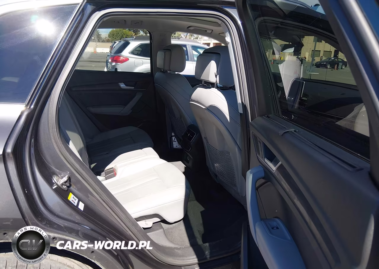 2018 Audi Q5 2.0T Premium-2.0T Tech Premium VIN:WA1CNAFYXJ2199933 - 8