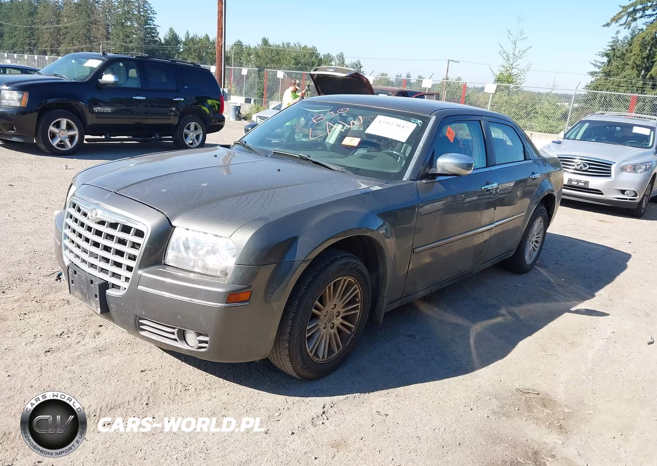 2010 Chrysler 300 Touring-Signature Series-Executive Series VIN:2C3CA5CV0AH266117 - 2