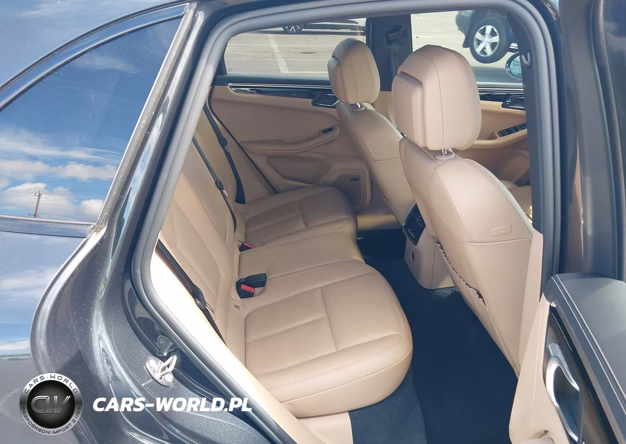 2023 Porsche Macan T VIN:WP1AA2A56PLB00554 - 8