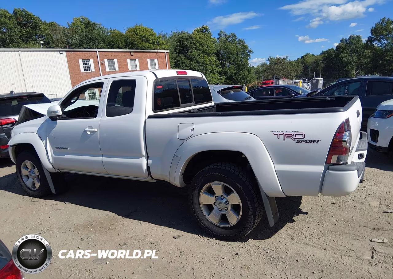2013 Toyota Tacoma Base V6 VIN:5TFUU4EN7DX082288 - 15