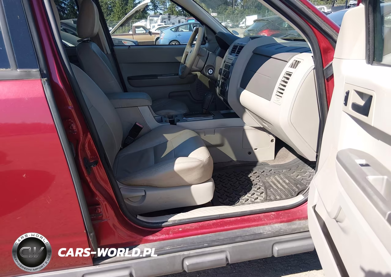 2008 Ford Escape Xlt VIN:1FMCU931X8KC81312 - 5
