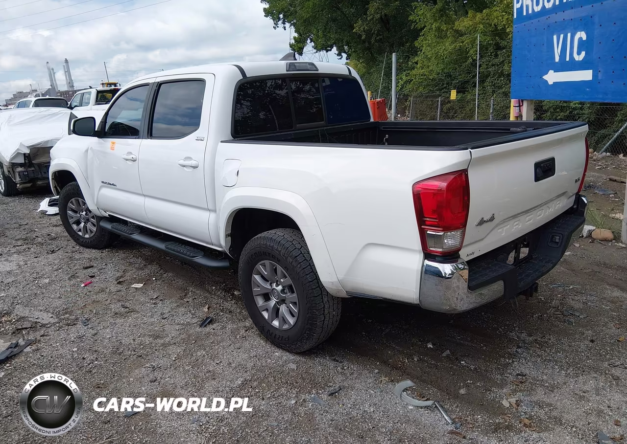 2017 Toyota Tacoma Sr5 V6 VIN:3TMCZ5AN4HM105191 - 3