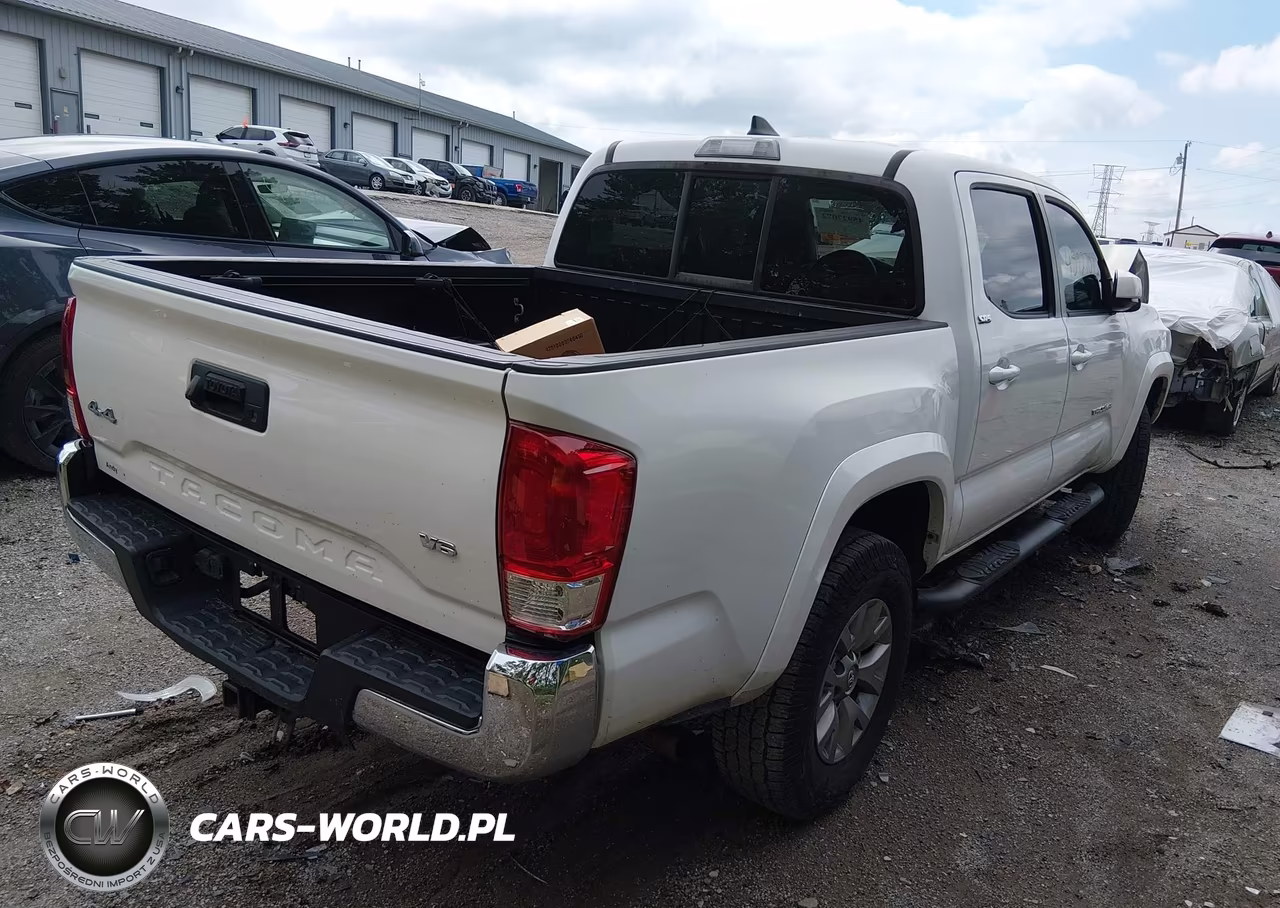 2017 Toyota Tacoma Sr5 V6 VIN:3TMCZ5AN4HM105191 - 4