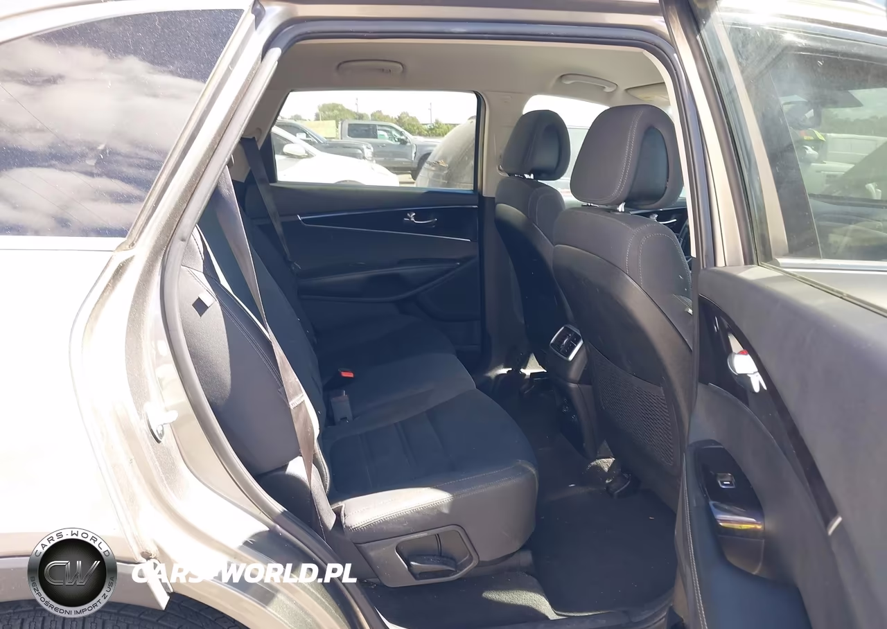 2016 Kia Sorento 3.3L Lx VIN:5XYPGDA51GG138906 - 8