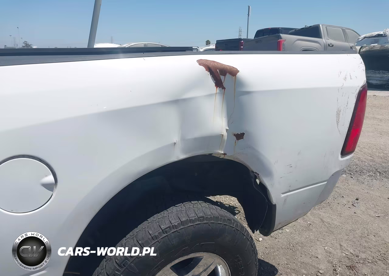 2022 Ram 1500 Classic Tradesman 4X4 5'7 Box VIN:1C6RR7KG0NS209645 - 18