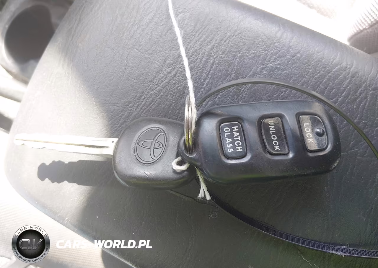 2007 Toyota Matrix Xr VIN:2T1KR32E97C665178 - 11
