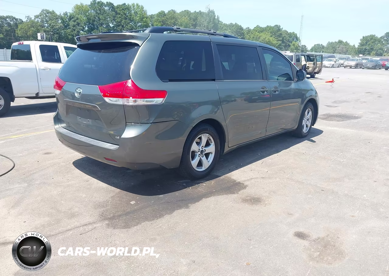2014 Toyota Sienna Le V6 8 Passenger VIN:5TDKK3DC3ES433552 - 4